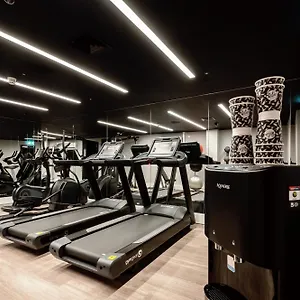 Wilde Aldgate Tower Bridge 4* London