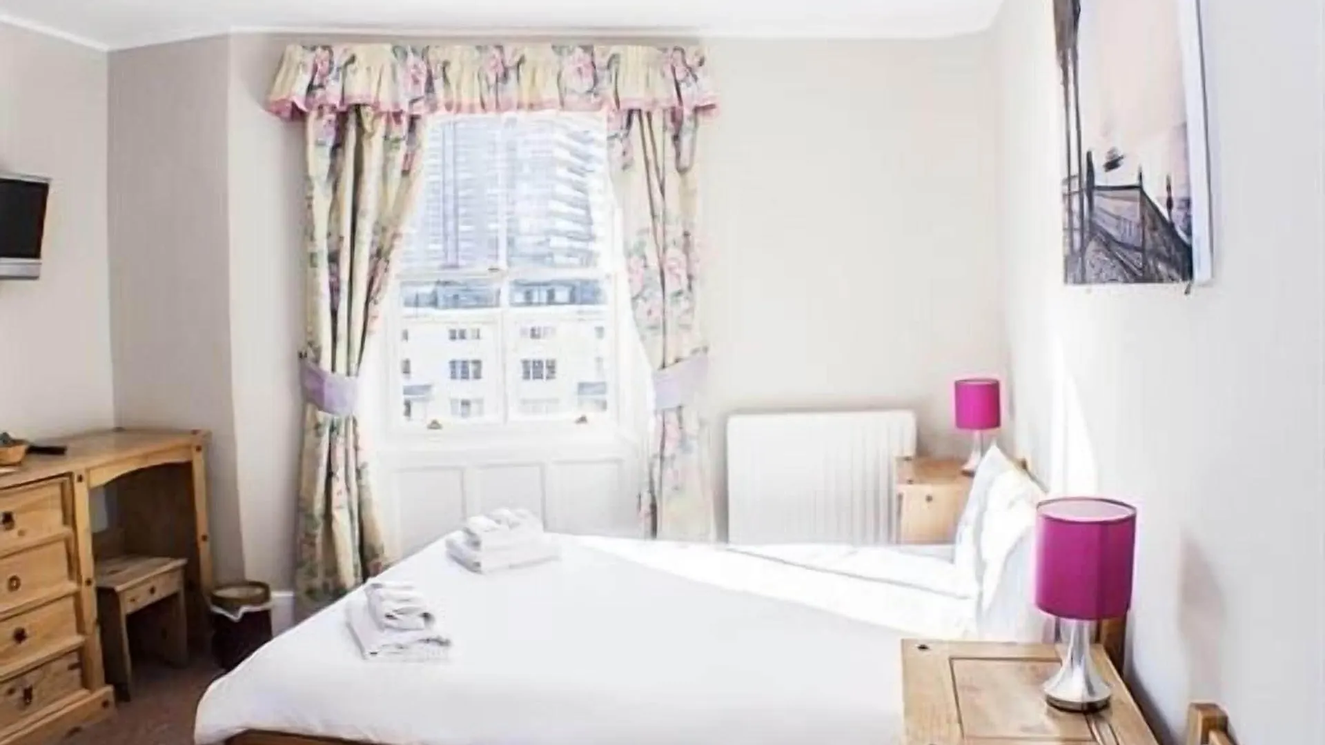The Queensbury Hotel Brighton