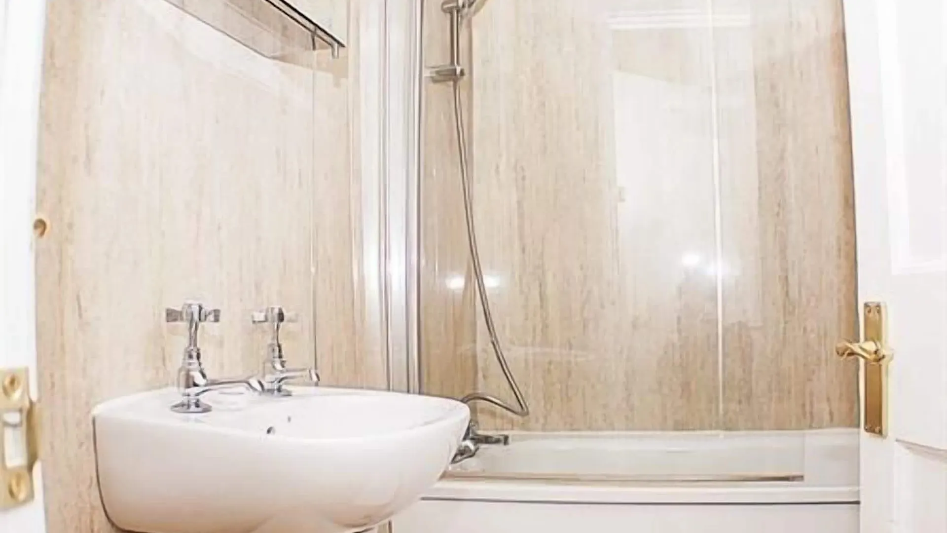 **  The Queensbury Hotel Brighton Reino Unido